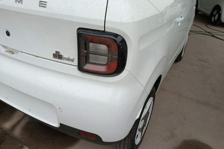 Used Geely Galaxy Panda 2025 210 km – Yuanqi Bear Right Rear Taillight