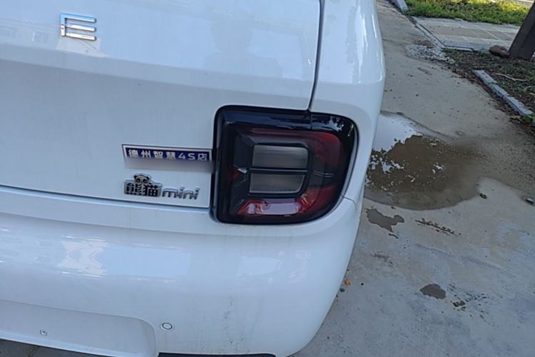 Used Geely Galaxy Panda 2025 210 km – Yuanqi Bear Right Rear Taillight