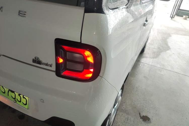 Used Geely Galaxy Panda 2025 210 km – Yuanqi Bear Right Rear Taillight
