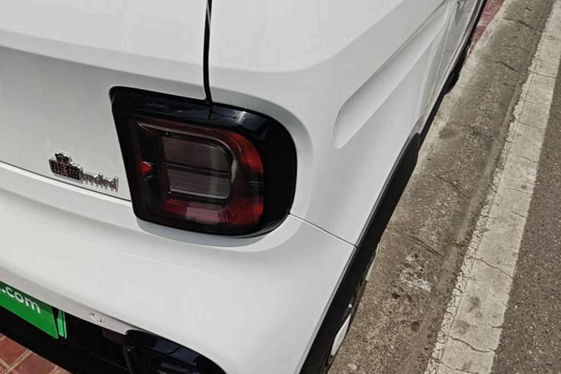 Used Geely Galaxy Panda 2025 210km Panda Kart Right Rear Taillight