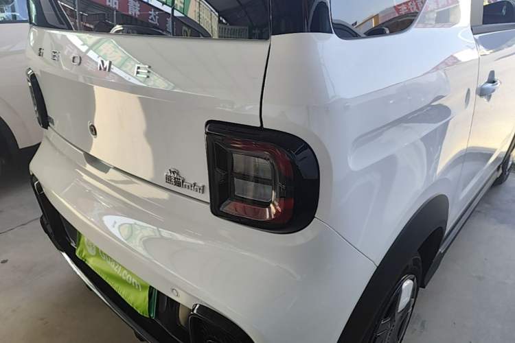 Used Geely Galaxy Panda 2025 210km Panda Kart Right Rear Taillight