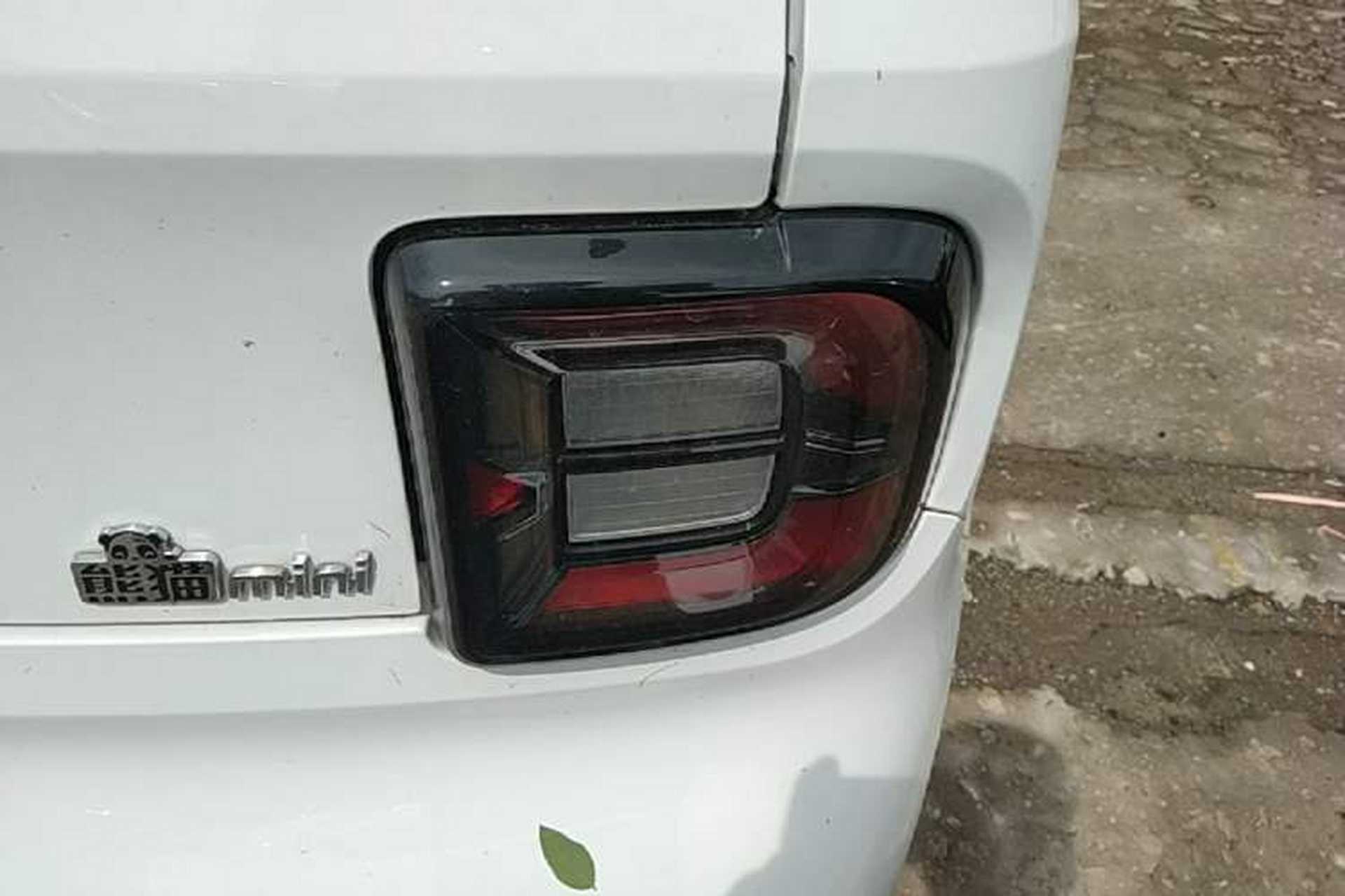 Used Geely Galaxy Panda 2025 210km Panda Kart Right Rear Taillight