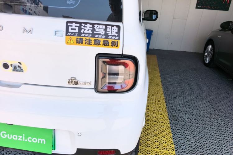 Used Geely Galaxy Panda 2025 210 km – Yuanqi Bear Right Rear Taillight