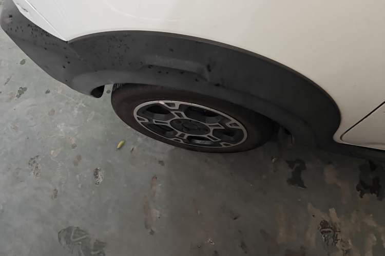 Used Geely Galaxy Panda 2025 210km Panda Rider Right Rear Wheel Hub