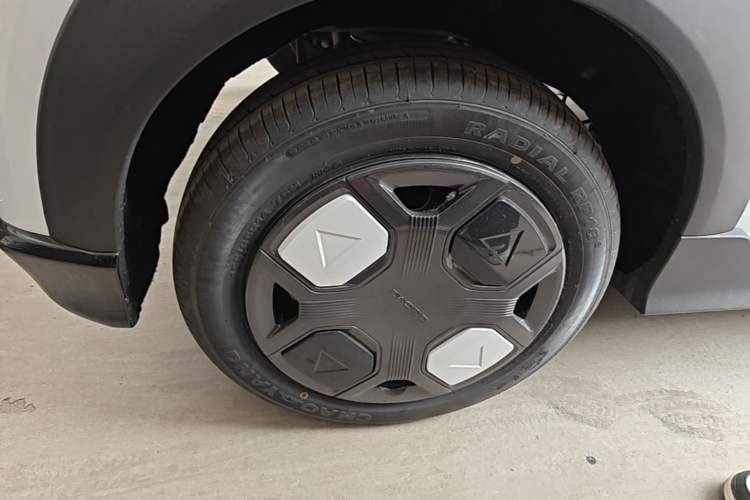 Used Geely Galaxy Panda 2025 210km Panda Kart Right Rear Wheel Hub