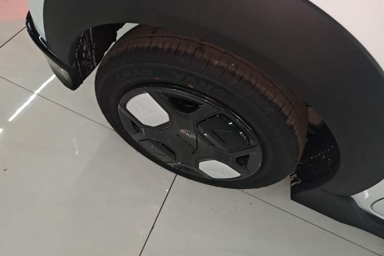 Used Geely Galaxy Panda 2025 210km Panda Kart Right Rear Wheel Hub