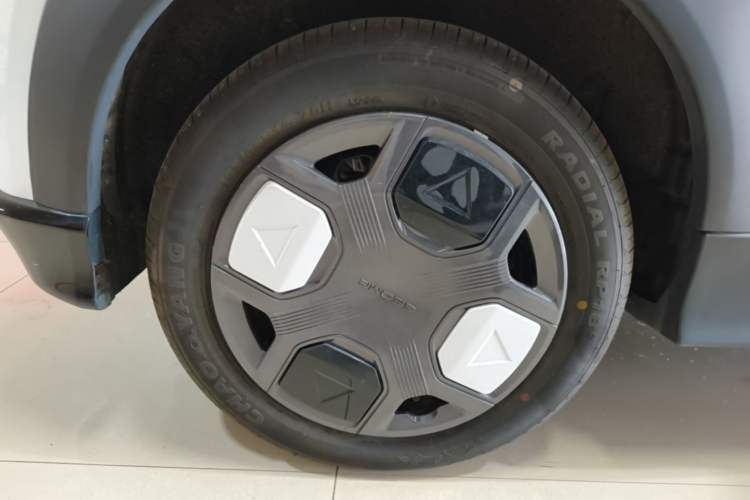 Used Geely Galaxy Panda 2025 210km Panda Kart Right Rear Wheel Hub