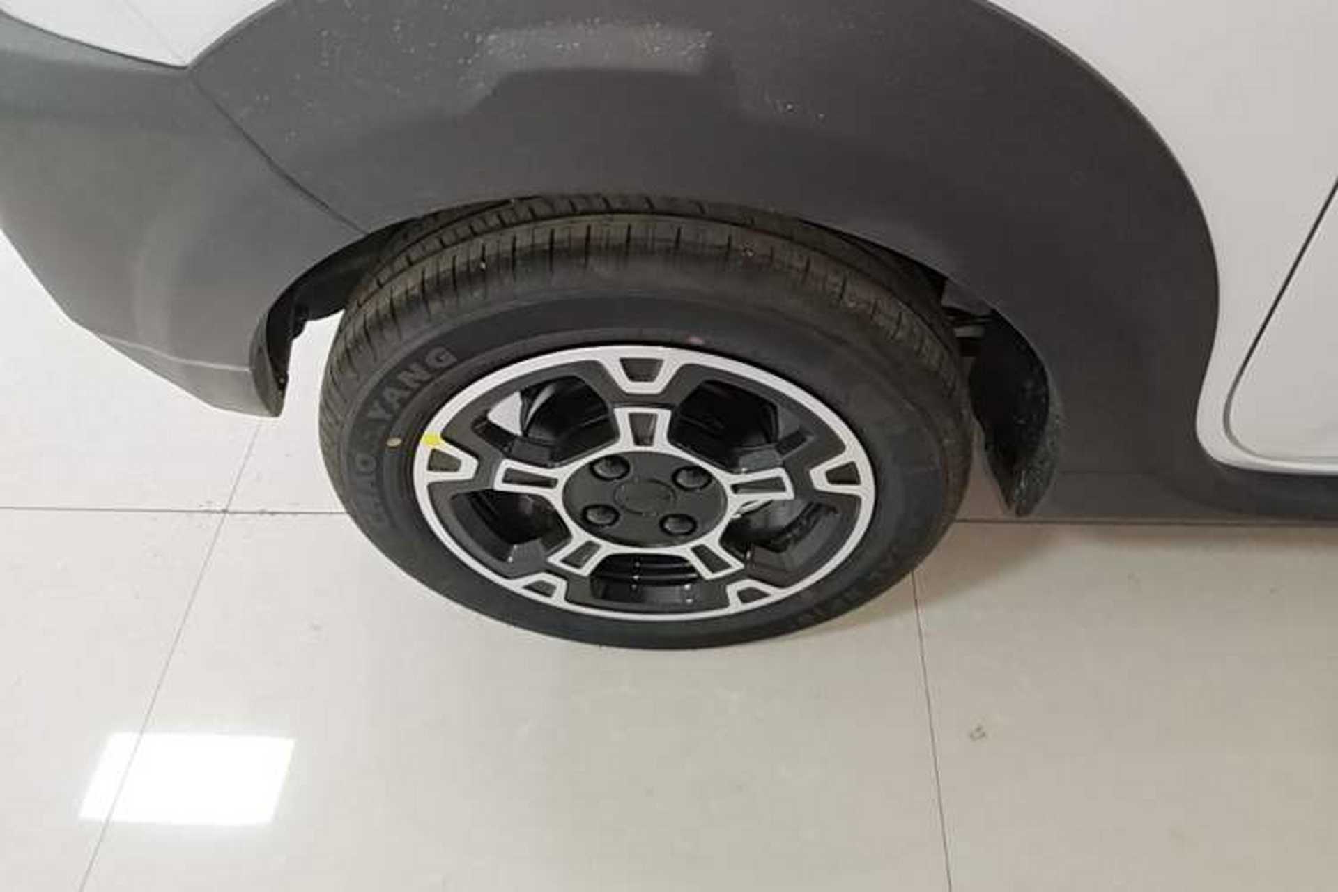 Used Geely Galaxy Panda 2025 210km Panda Rider Right Rear Wheel Hub