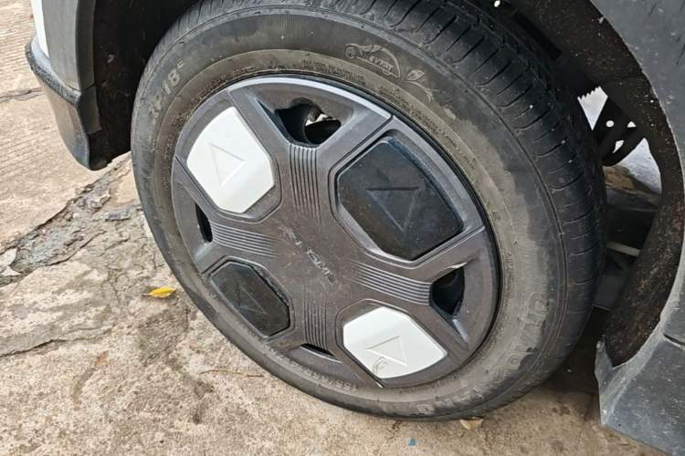 Used Geely Galaxy Panda 2025 210km Panda Kart Right Rear Wheel Hub