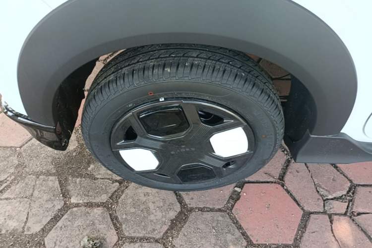Used Geely Galaxy Panda 2025 210km Panda Kart Right Rear Wheel Hub