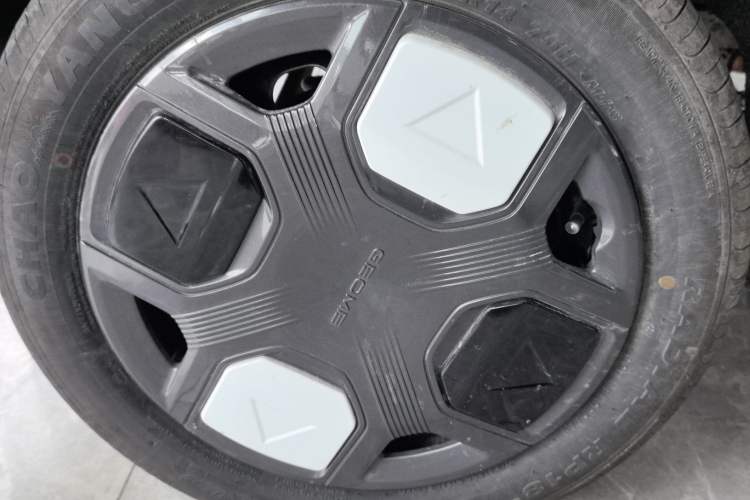 Used Geely Galaxy Panda 2025 210km Panda Kart Right Rear Wheel Hub