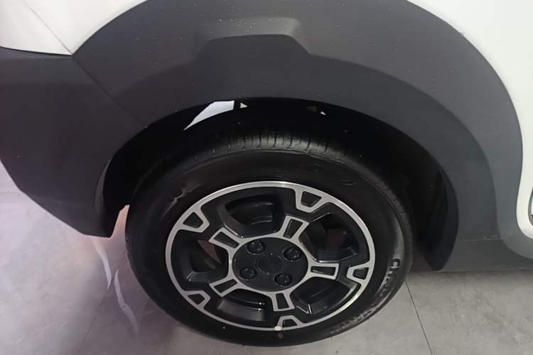 Used Geely Galaxy Panda 2025 210km Panda Rider Right Rear Wheel Hub