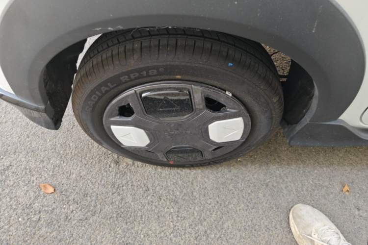 Used Geely Galaxy Panda 2025 210km Panda Kart Right Rear Wheel Hub