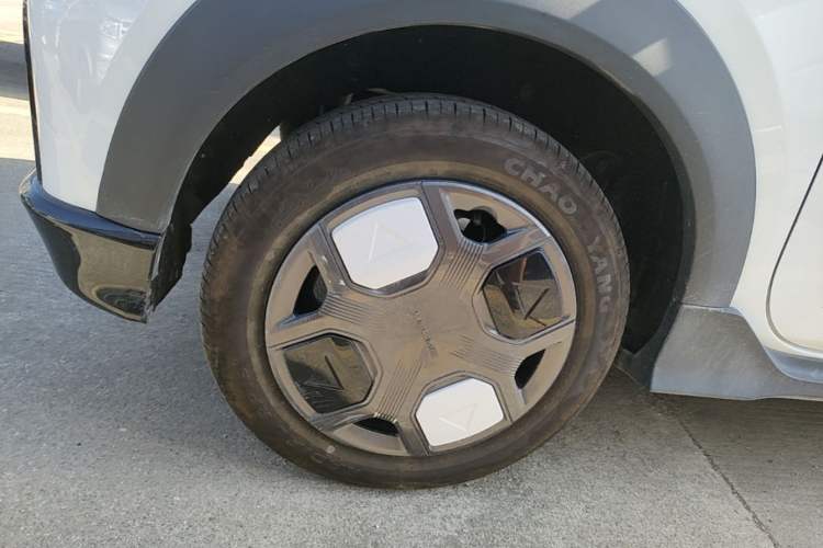 Used Geely Galaxy Panda 2025 210km Panda Kart Right Rear Wheel Hub