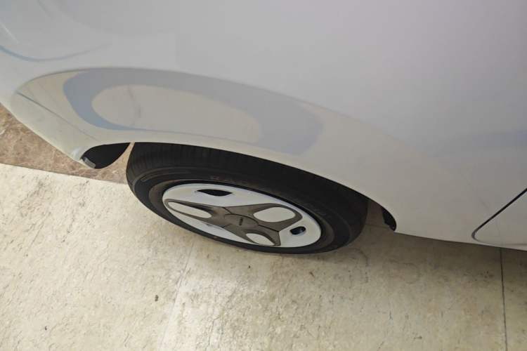 Used Geely Galaxy Panda 2025 210 km – Yuanqi Bear Right Rear Wheel Hub