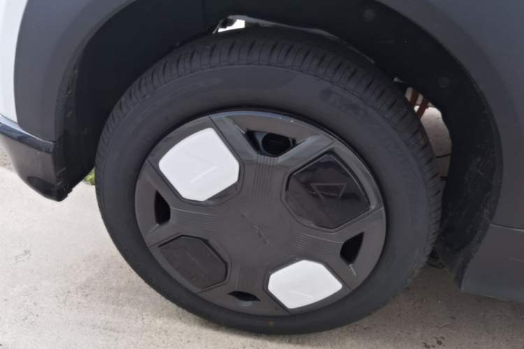 Used Geely Galaxy Panda 2025 210km Panda Kart Right Rear Wheel Hub