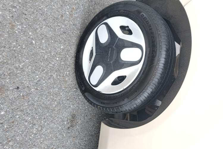Used Geely Galaxy Panda 2025 210 km – Yuanqi Bear Right Rear Wheel Hub