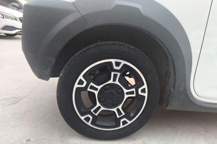 Used Geely Galaxy Panda 2025 210km Panda Rider Right Rear Wheel Hub