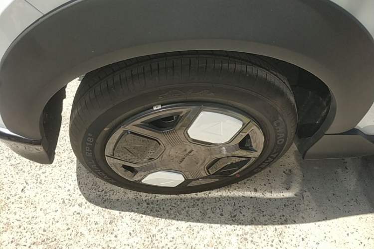Used Geely Galaxy Panda 2025 210km Panda Kart Right Rear Wheel Hub