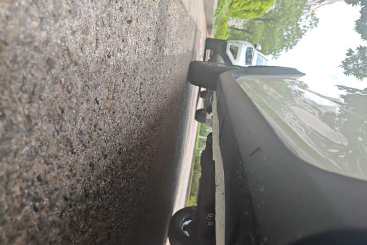 Used Geely Galaxy Panda 2025 210km Panda Rider Right Side Sill