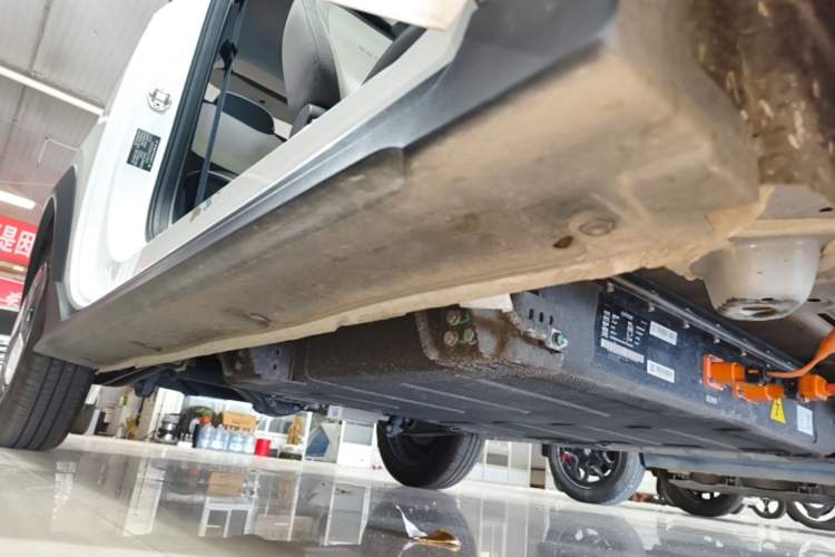 Used Geely Galaxy Panda 2025 210km Panda Kart Right Side Sill
