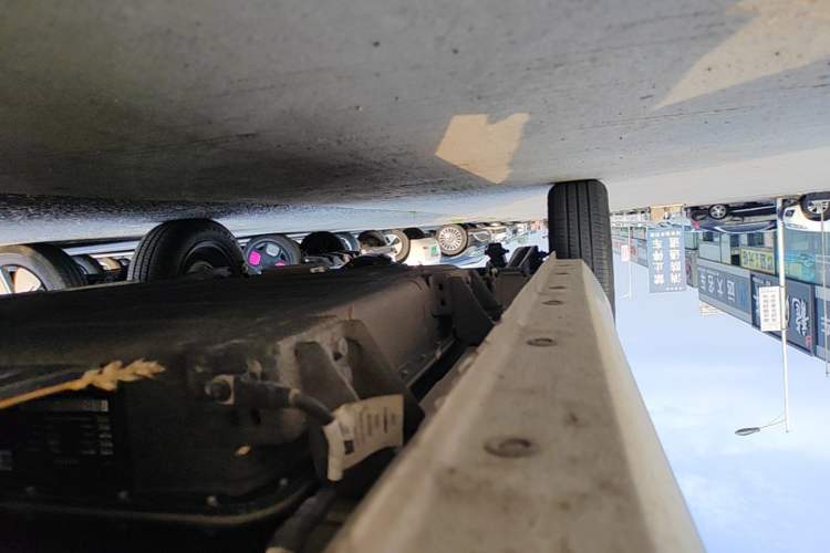 Used Geely Galaxy Panda 2025 210 km – Yuanqi Bear Right Side Sill