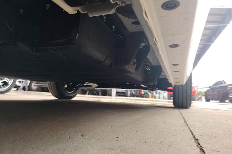 Used Geely Galaxy Panda 2025 210 km – Yuanqi Bear Right Side Sill