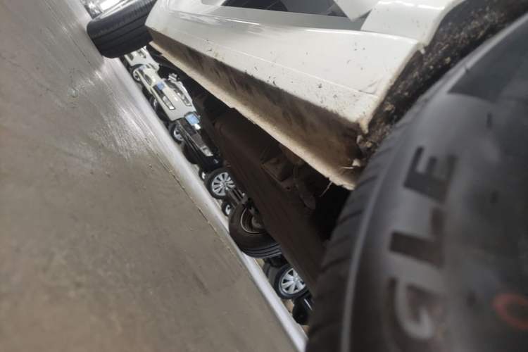 Used Geely Galaxy Panda 2025 210 km – Yuanqi Bear Right Side Sill
