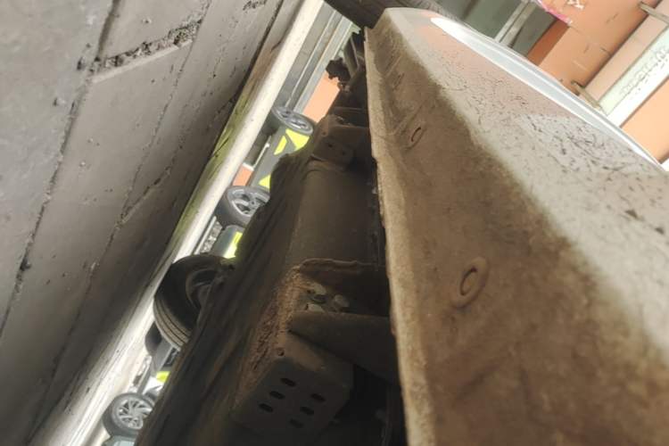 Used Geely Galaxy Panda 2025 210 km – Yuanqi Bear Right Side Sill