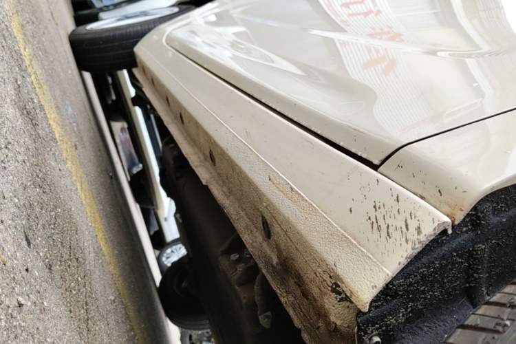 Used Geely Galaxy Panda 2025 210 km – Yuanqi Bear Right Side Sill