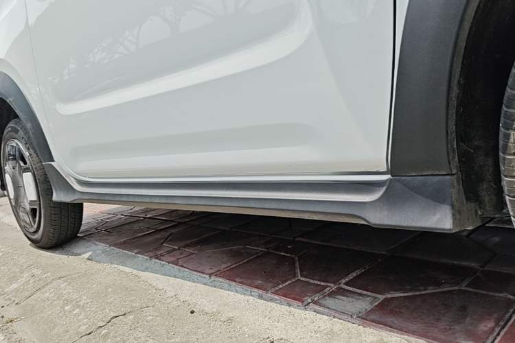 Used Geely Galaxy Panda 2025 210km Panda Kart Right Side Sill