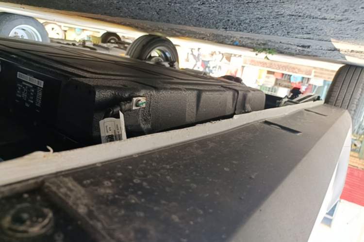Used Geely Galaxy Panda 2025 210km Panda Rider Right Side Sill