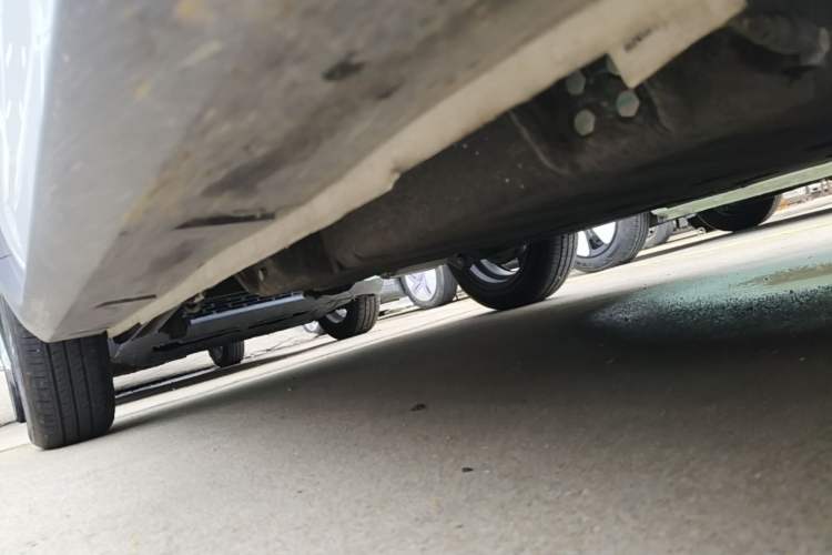 Used Geely Galaxy Panda 2025 210km Panda Rider Right Side Sill