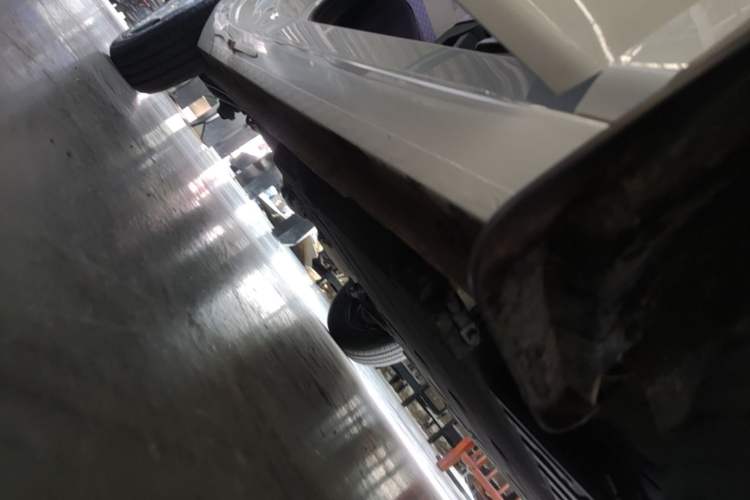 Used Geely Galaxy Panda 2025 210 km – Yuanqi Bear Right Side Sill