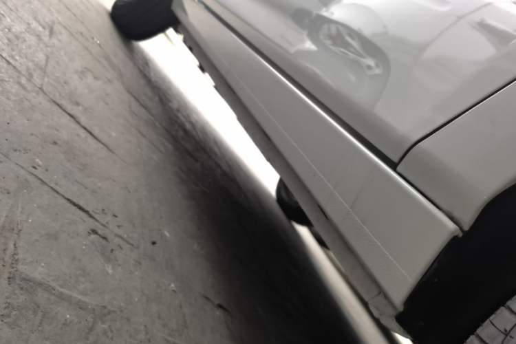 Used Geely Galaxy Panda 2025 210 km – Yuanqi Bear Right Side Sill