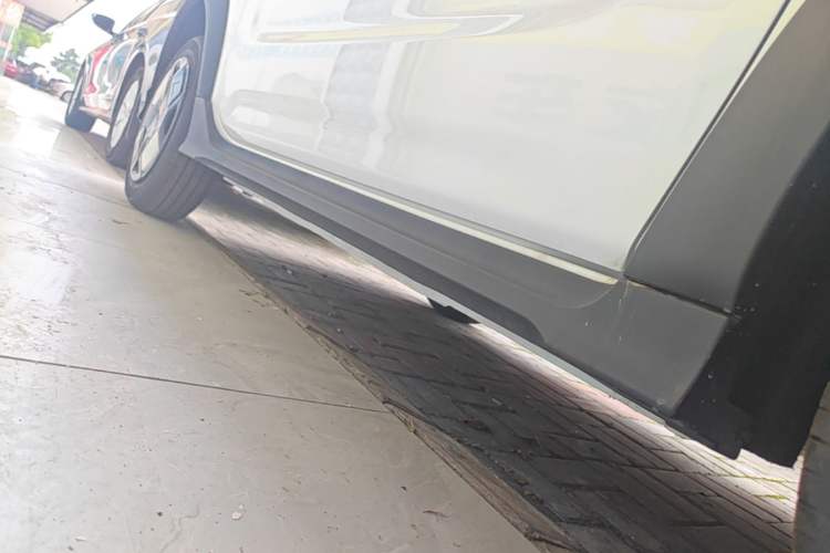 Used Geely Galaxy Panda 2025 210km Panda Kart Right Side Sill