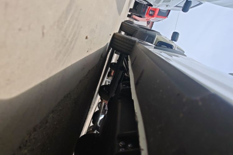 Used Geely Galaxy Panda 2025 210km Panda Kart Right Side Sill
