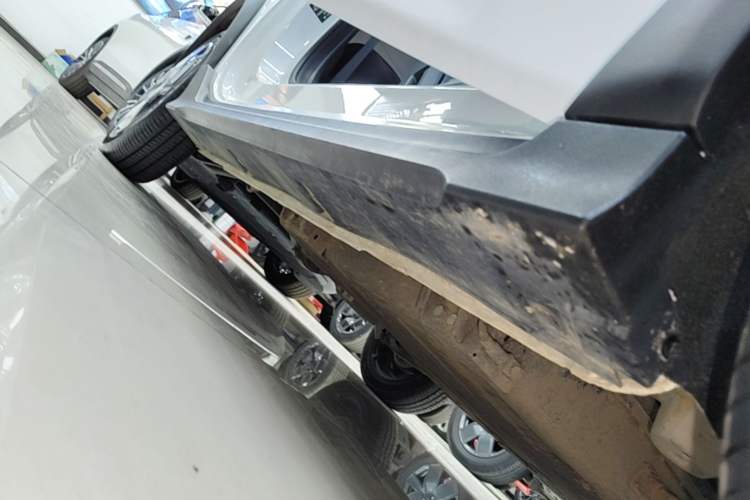 Used Geely Galaxy Panda 2025 210km Panda Kart Right Side Sill