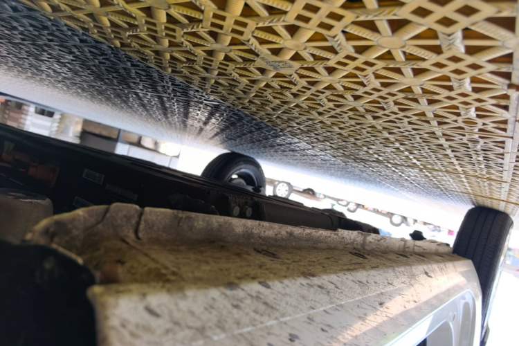 Used Geely Galaxy Panda 2025 210 km – Yuanqi Bear Right Side Sill