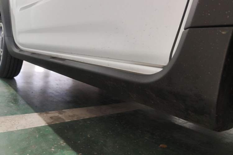 Used Geely Galaxy Panda 2025 210km Panda Rider Right Side Sill