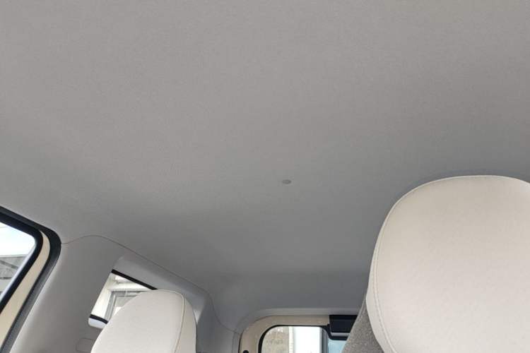 Used Geely Galaxy Panda 2025 210 km – Yuanqi Bear Roof