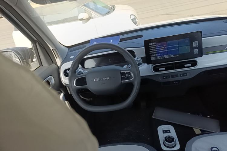 Used Geely Galaxy Panda 2025 210 km – Yuanqi Bear Steering Wheel