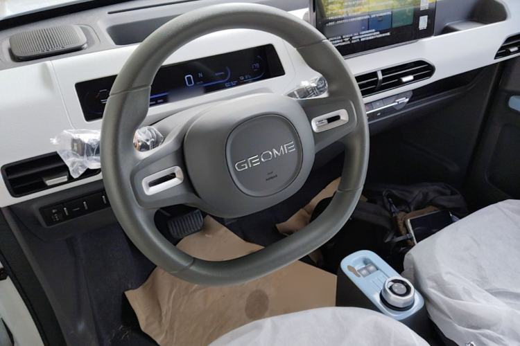 Used Geely Galaxy Panda 2025 210 km – Yuanqi Bear Steering Wheel