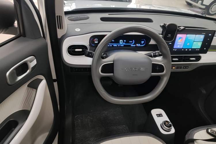 Used Geely Galaxy Panda 2025 210km Panda Kart Steering Wheel