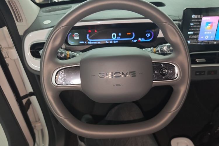 Used Geely Galaxy Panda 2025 210km Panda Kart Steering Wheel