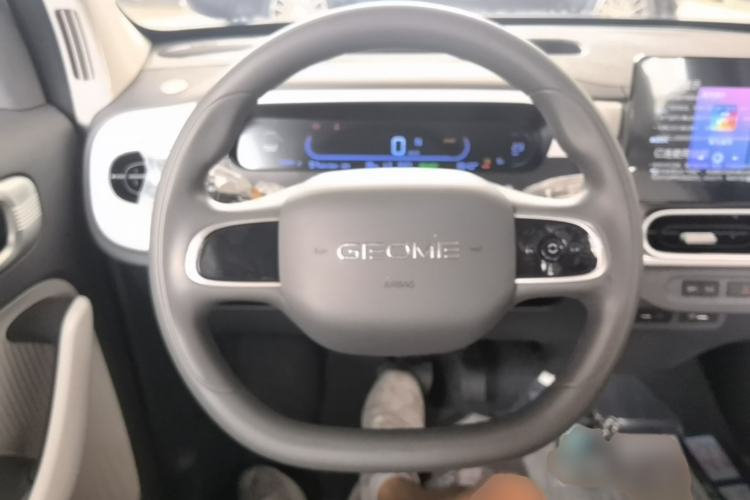 Used Geely Galaxy Panda 2025 210 km – Yuanqi Bear Steering Wheel