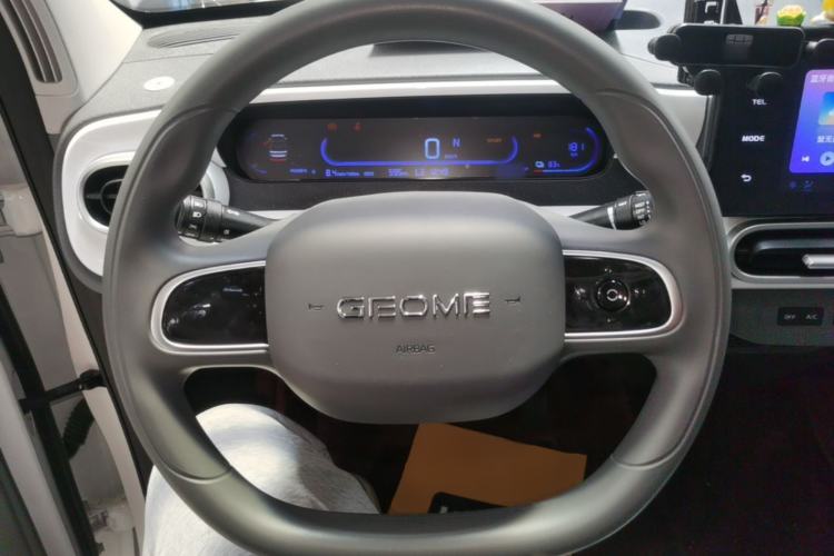 Used Geely Galaxy Panda 2025 210km Panda Kart Steering Wheel