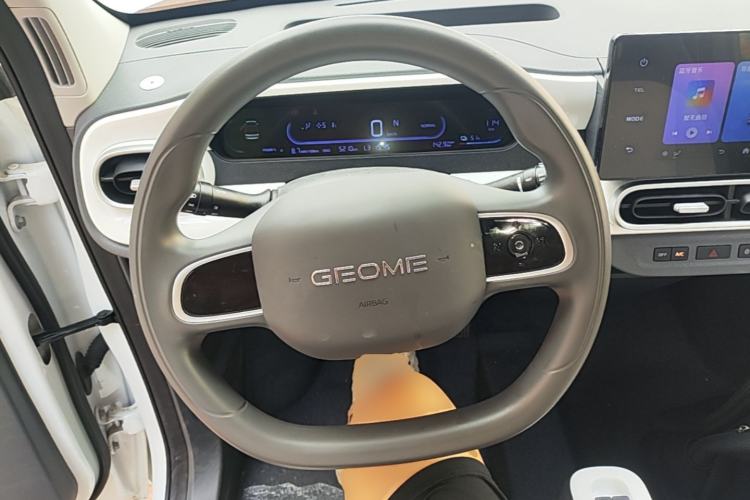 Used Geely Galaxy Panda 2025 210 km – Yuanqi Bear Steering Wheel