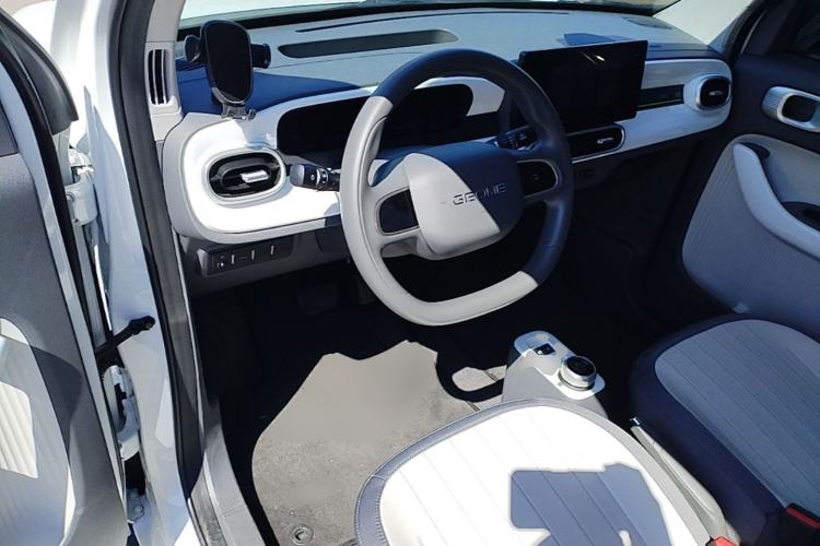 Used Geely Galaxy Panda 2025 210km Panda Rider Steering Wheel