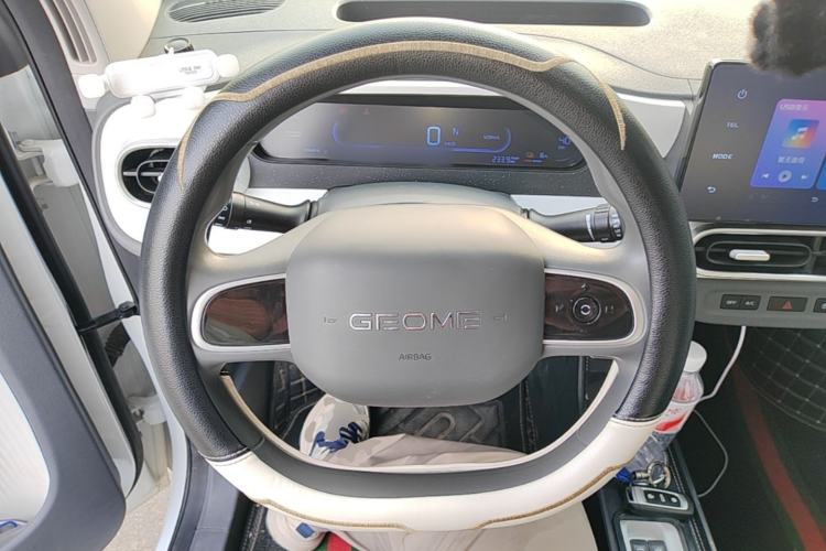 Used Geely Galaxy Panda 2025 210 km – Yuanqi Bear Steering Wheel